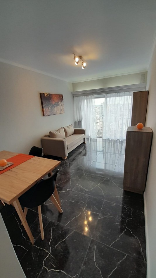 3 AMBIENTES EXTERNO CON BALCON 