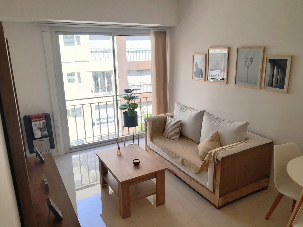 3AMB RECICLADO A LA CALLE CON BALCON
