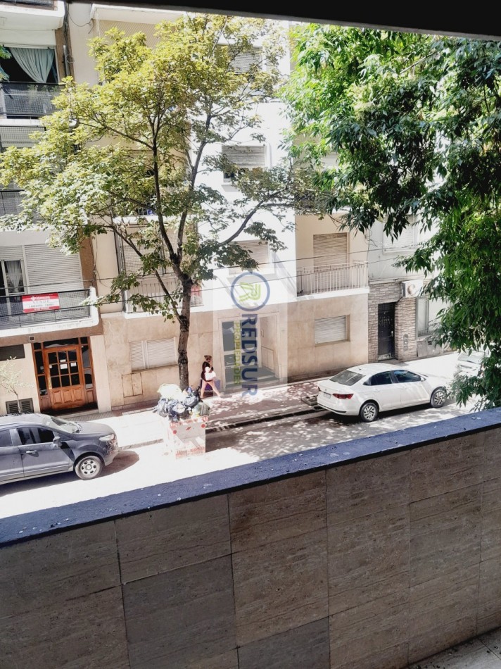 2 amb a la calle con balcon reciclado