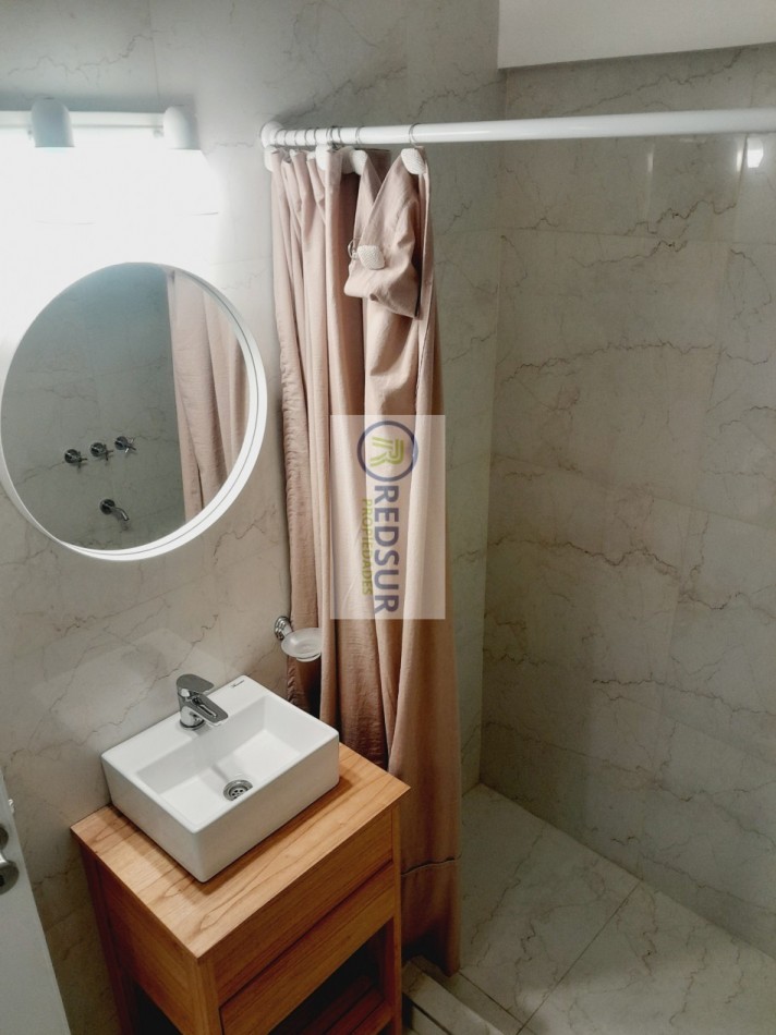 2 amb a la calle con balcon reciclado