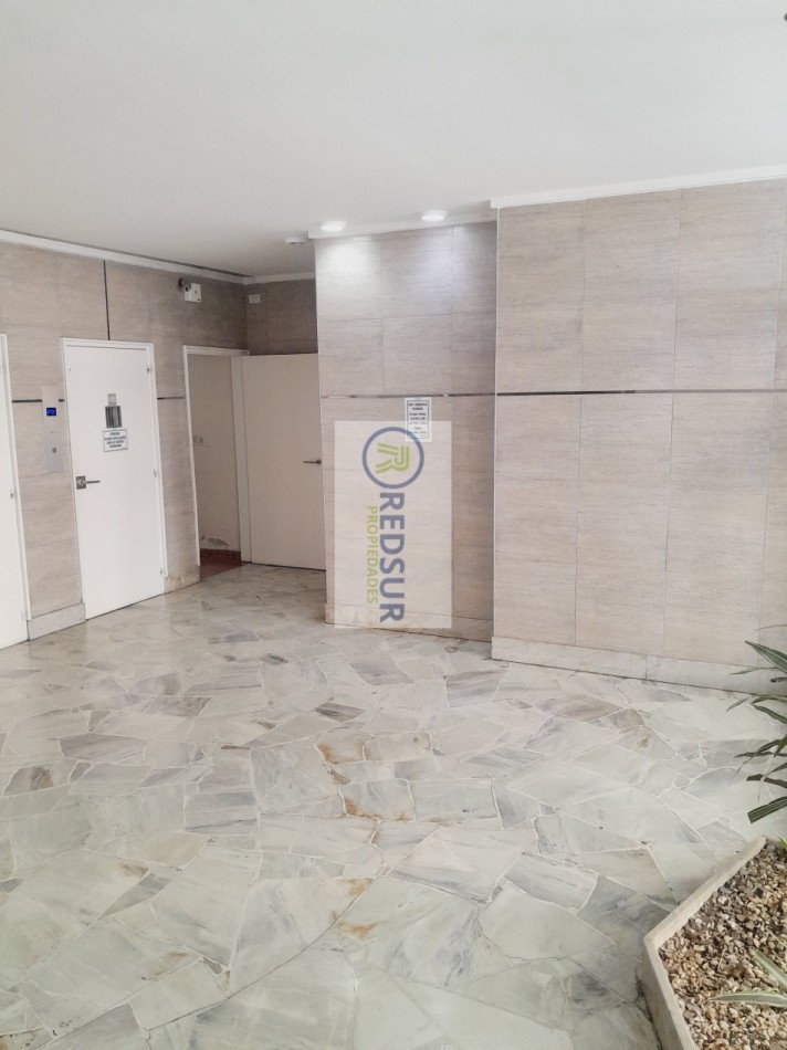 2 amb a la calle con balcon reciclado
