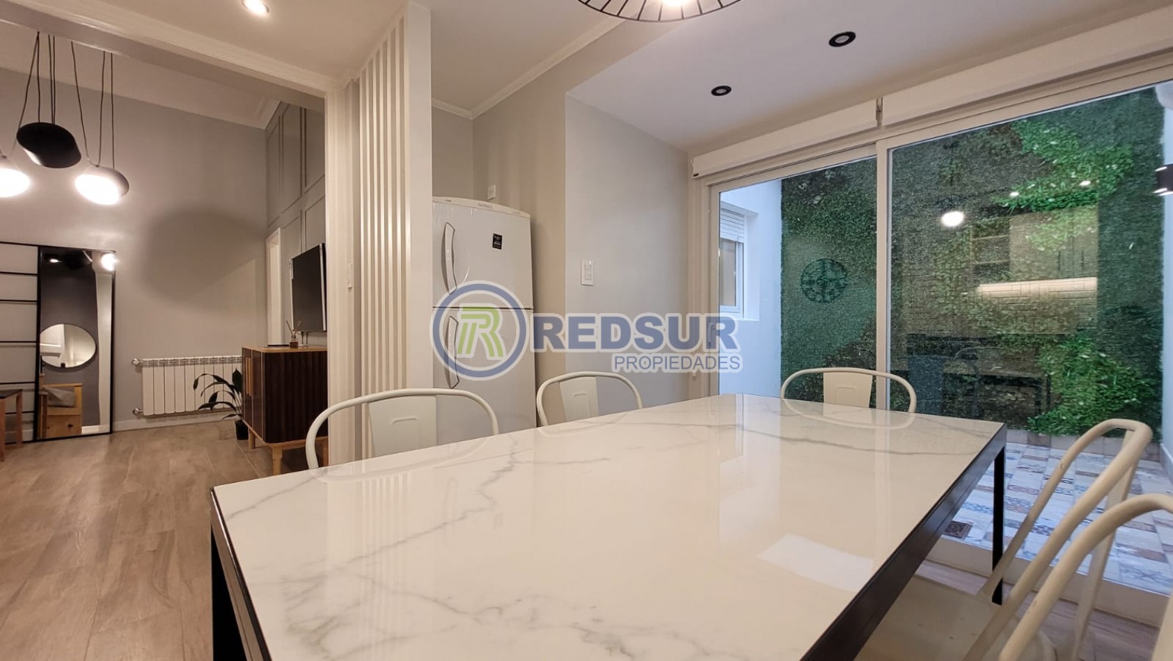 3 AMBIENTES CON PATIO 