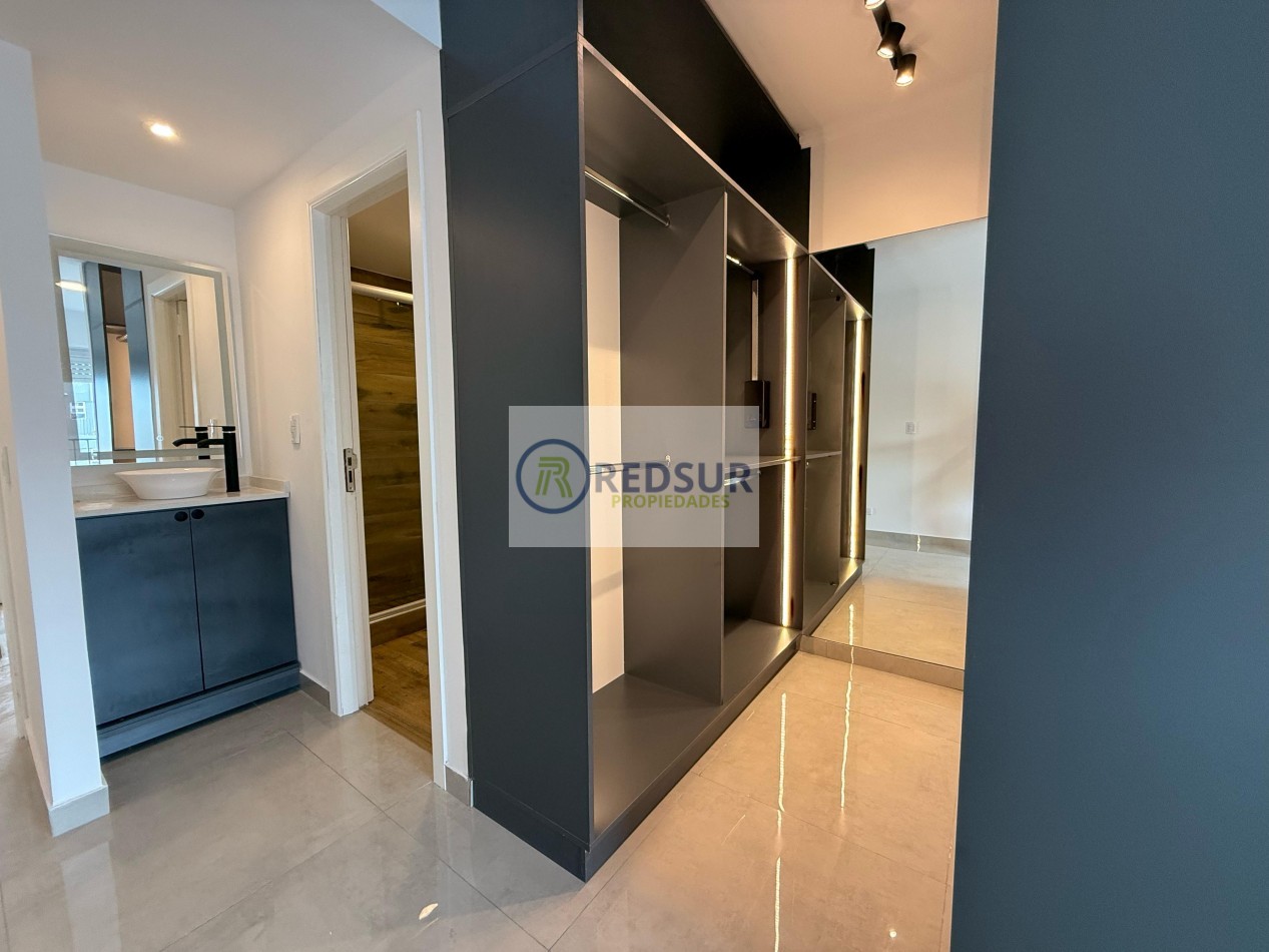 3 AMB A LA CALLE CON 3 BAÑOS Y DORMITORIO CON VESTIDOR EN SUIT