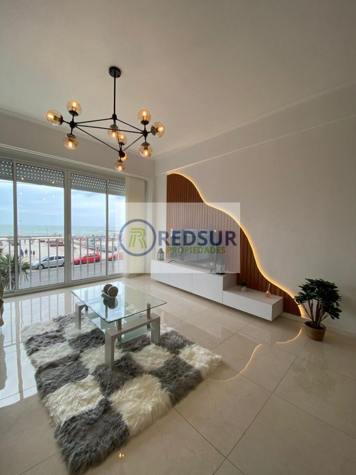3 ambientes a la calle con balcon frances y vista al mar 