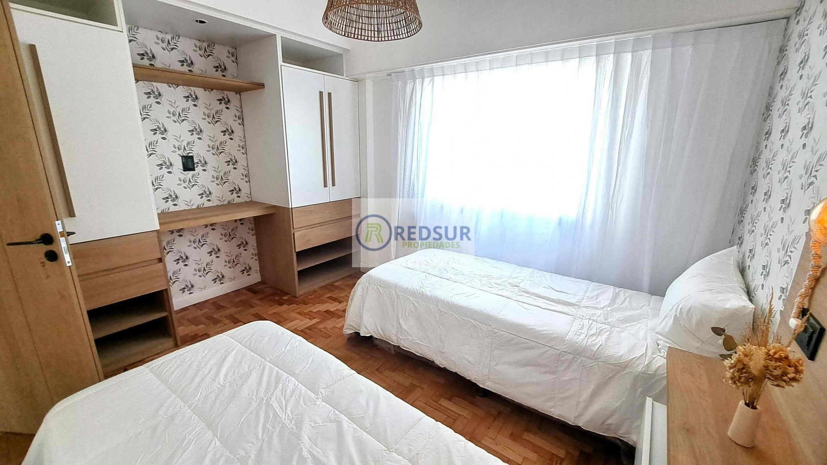 3 AMB A LA CALLE CON BALCON TERRAZA