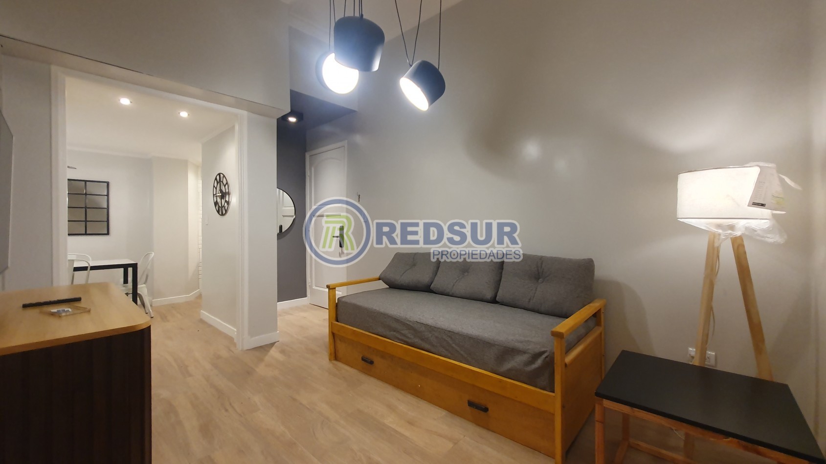 3 AMBIENTES CON PATIO 