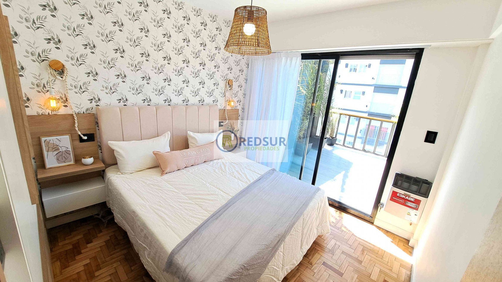 3 AMB A LA CALLE CON BALCON TERRAZA