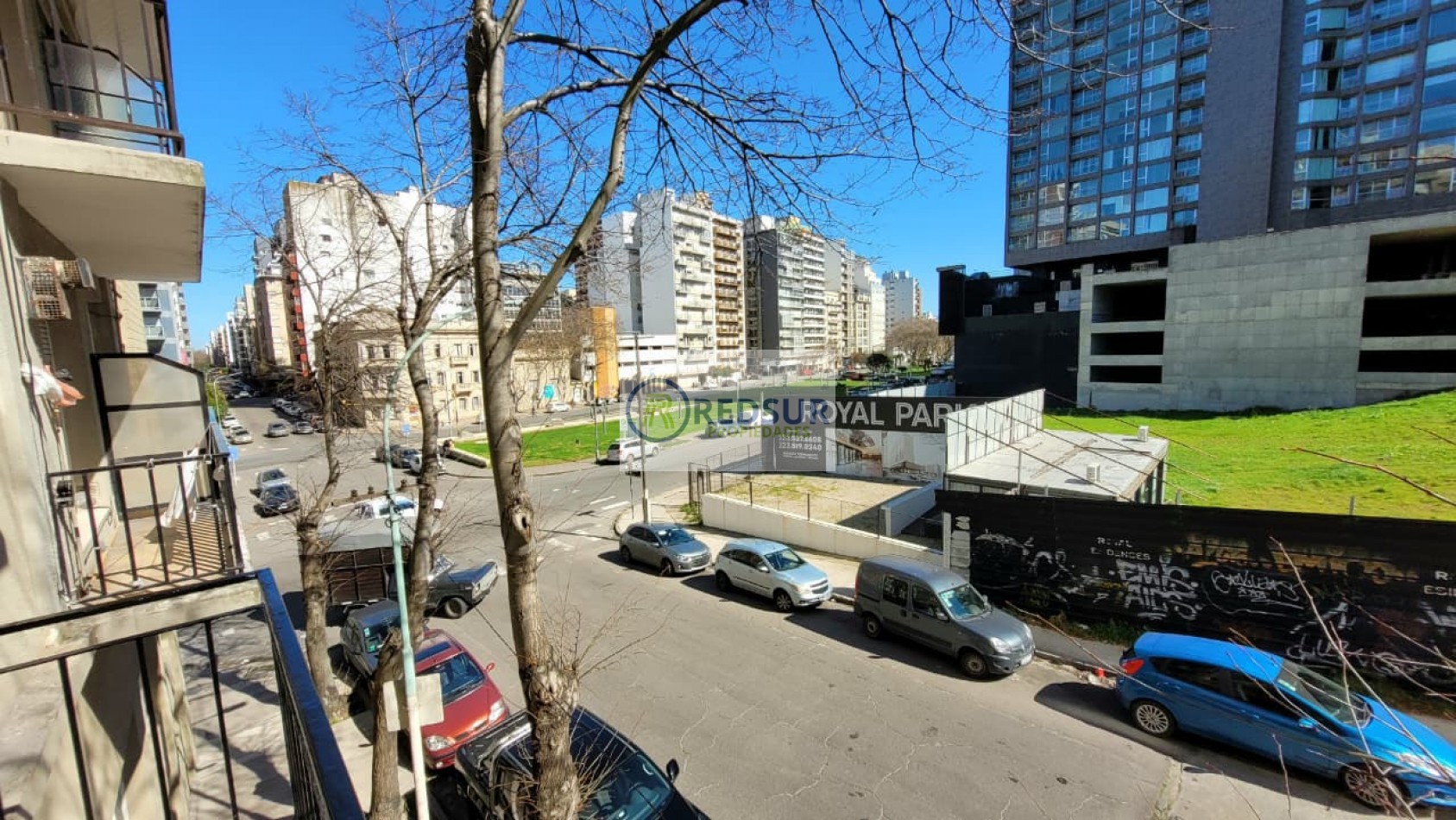 2 amb c/balcon saliente