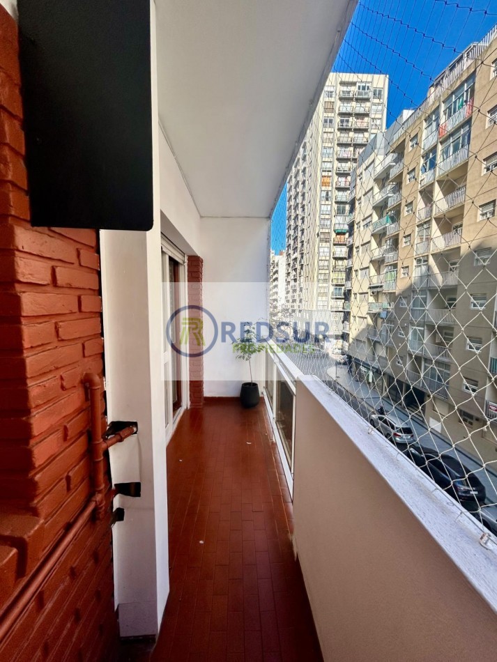 1AMB AL FRENTE CON BALCON