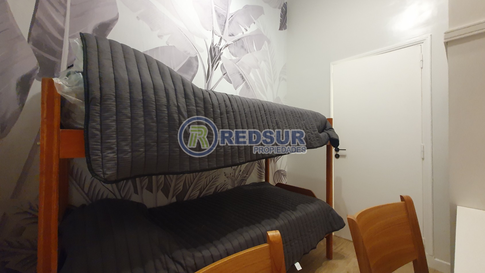 3 AMBIENTES CON PATIO 