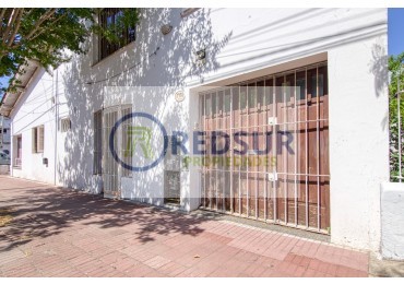 PROPIEDAD CON LOCAL COMERCIAL